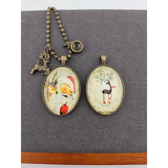 Vintage Santa Clause & Reindeer Pendants With Chain Traditional Christmas Retro - Picture 1 of 3